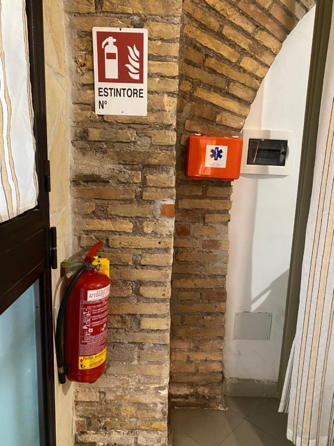 Apartment For 6 People Rome
