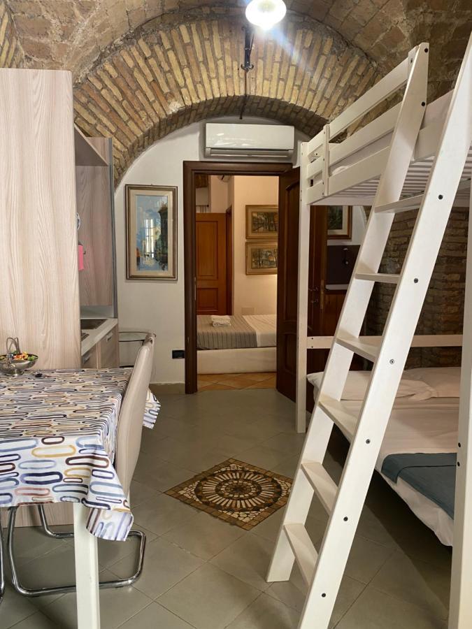 For 6 People Apartment *